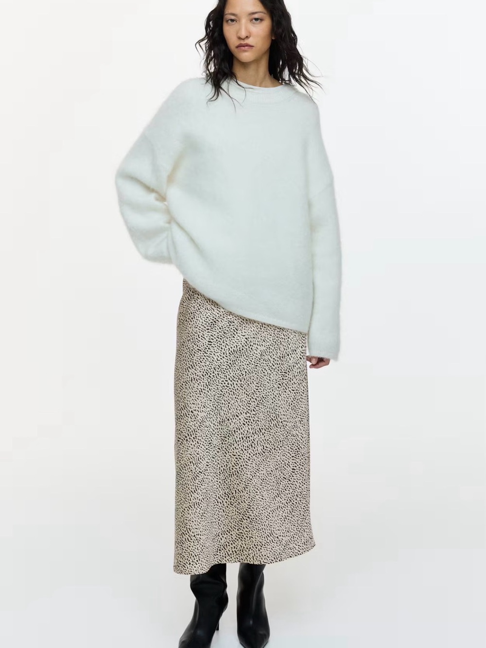 H&M Beige and Black Speckled Midi Slip Skirt